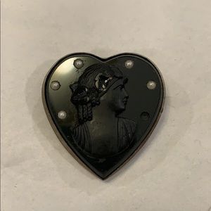 Antique brooch/pendent